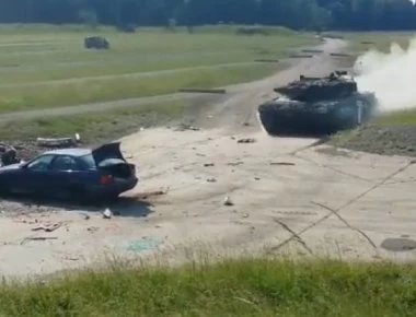Δείτε άρμα μάχης Leopard 2Α4 να ισοπεδώνει μία BMW (βίντεο)